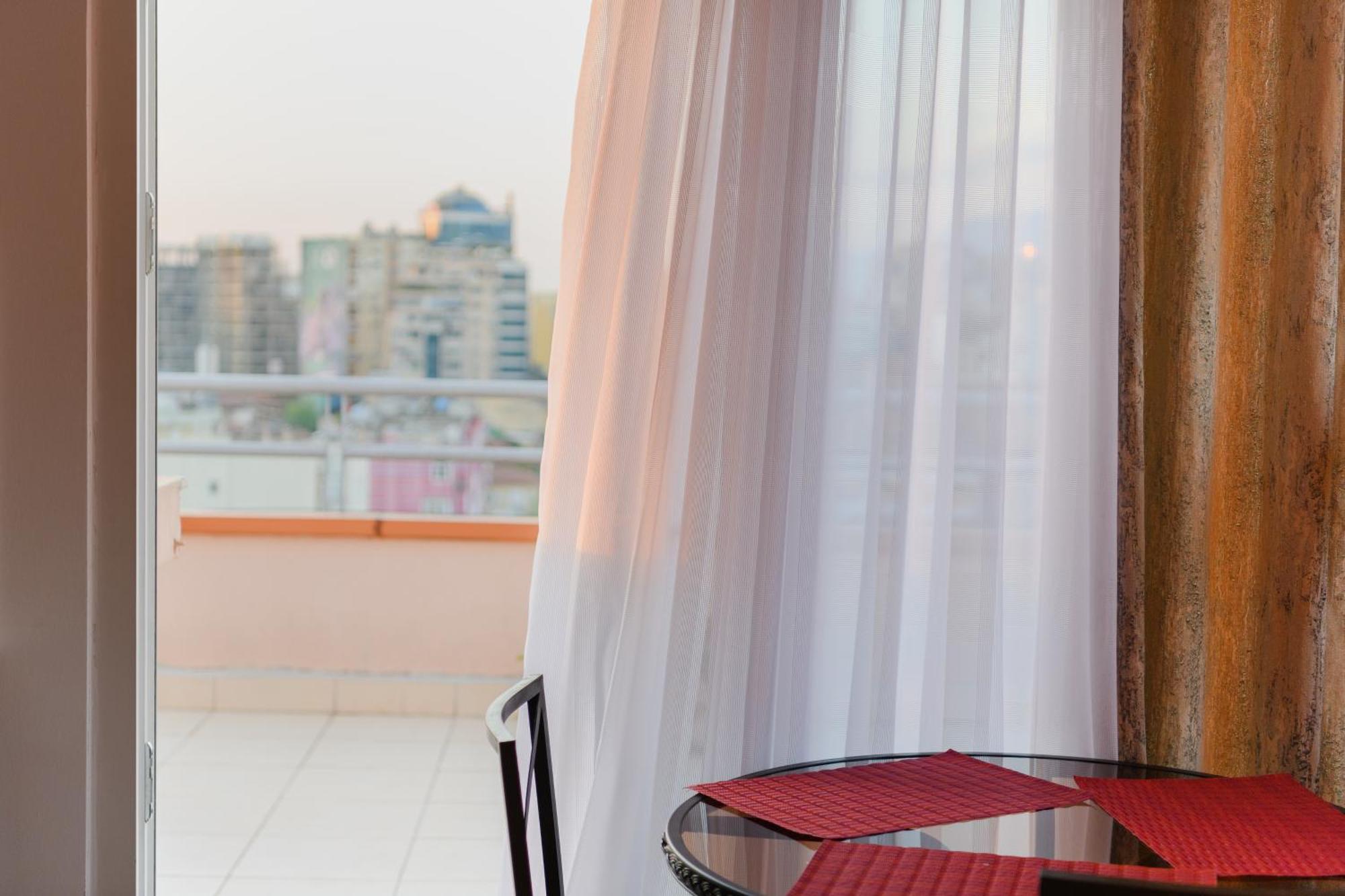Terrace Tirana Cityscape 2 Zewnętrze zdjęcie